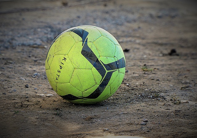 尤其是在边 尤其是在边